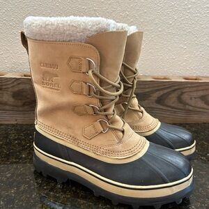 Sorel Caribou Tan and Black Winter Boots